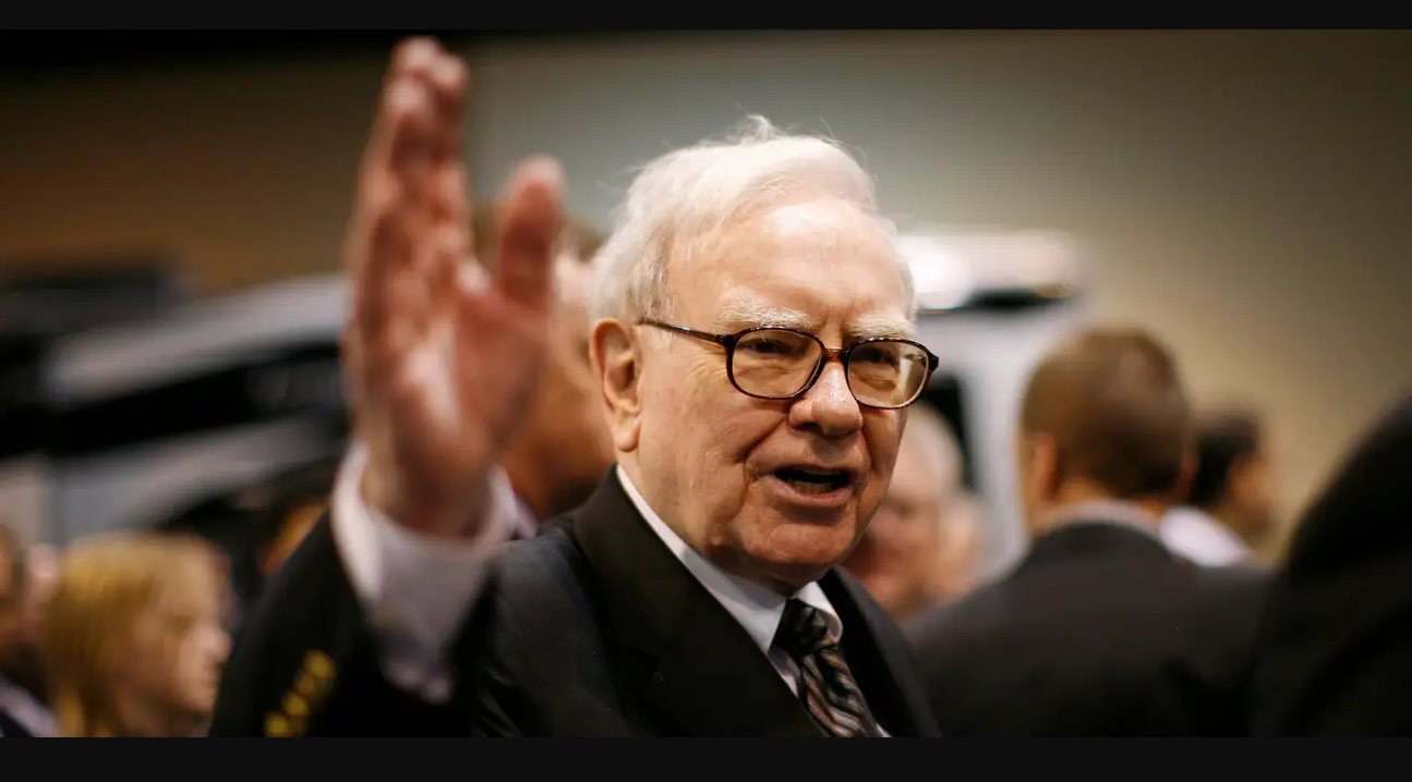 Sức mạnh tuổi 94 của Warren Buffett: Berkshine Hathaway đã nộp tổng cộng 101 tỷ USD tiền thuế, cảnh báo chính phủ không được chi tiêu hoang phí- Ảnh 1.