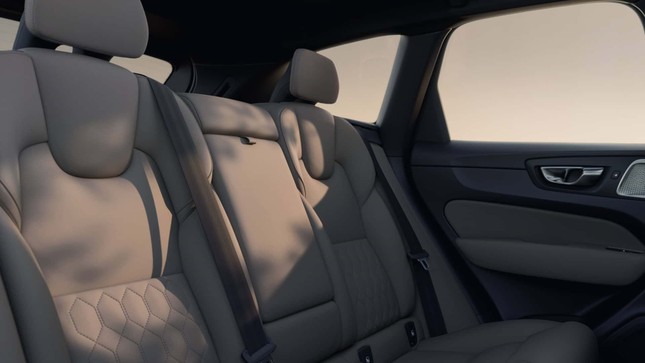Volvo XC60 được nâng cấp nhẹ thiết kế- Ảnh 21.