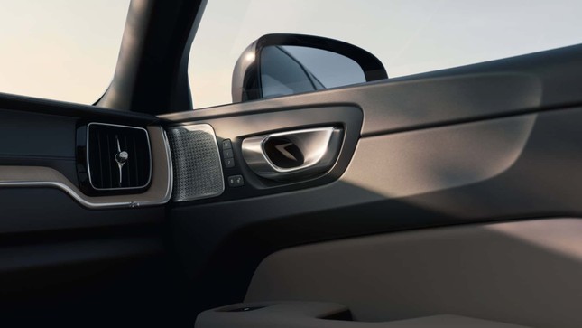 Volvo XC60 được nâng cấp nhẹ thiết kế- Ảnh 22.
