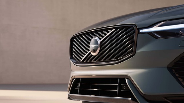 Volvo XC60 được nâng cấp nhẹ thiết kế- Ảnh 2.