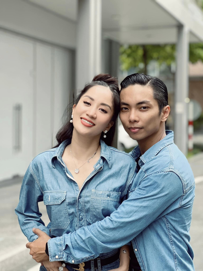Cặp đôi "đũa lệch" showbiz Việt dạy con khéo hết phần thiên hạ: Con trai 2 lần vô địch thế giới, con gái xinh "gây bão"- Ảnh 1. Cặp đôi "đũa lệch" showbiz Việt dạy con khéo hết phần thiên hạ: Con trai 2 lần vô địch thế giới, con gái xinh "gây bão"- Ảnh 1.