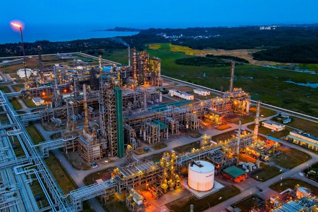 Doanh thu hơn 1,7 triệu tỷ, nơi "bơm máu" cho nền kinh tế VN kinh doanh gì mà đem về nhiều tiền như vậy?- Ảnh 2.