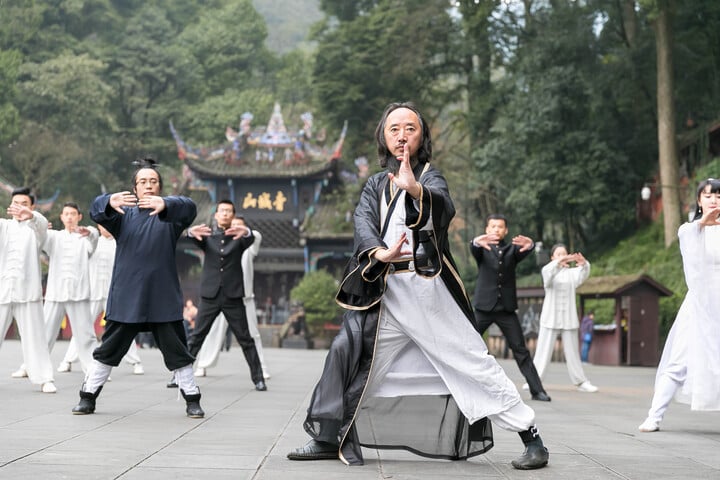 Chưởng môn Thanh Thành ngưỡng mộ Lý Tiểu Long, sở hữu tuyệt kỹ Phách Không Quyền- Ảnh 1.