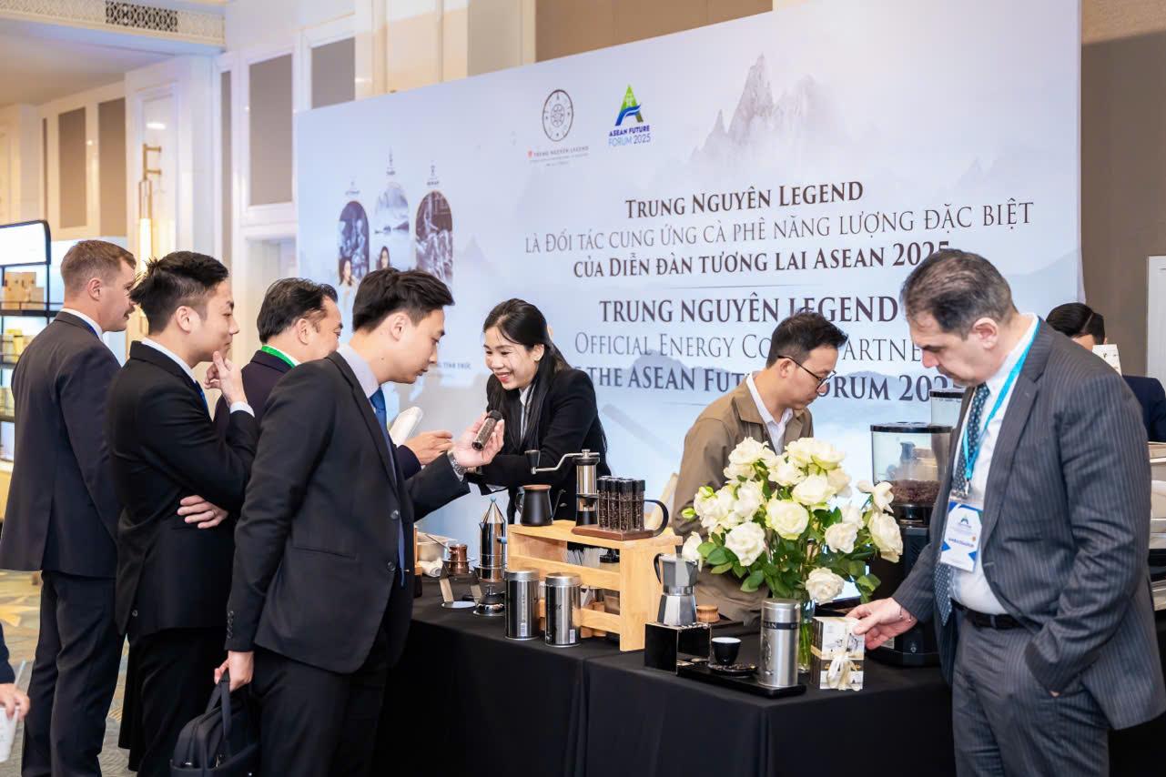 Dấu ấn đặc biệt của Trung Nguyên Legend tại Diễn đàn Tương lai ASEAN 2025- Ảnh 1. Dấu ấn đặc biệt của Trung Nguyên Legend tại Diễn đàn Tương lai ASEAN 2025- Ảnh 1.