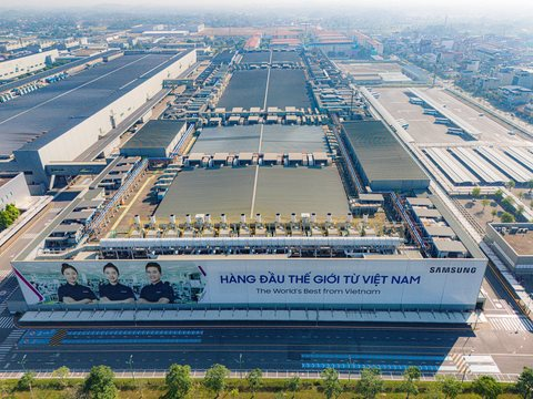 Từ huyện thuần nông, thành phố giáp Hà Nội sở hữu 'siêu nhà máy' 7 tỷ USD, biến Việt Nam thành công xưởng sản xuất điện thoại lớn nhất thế giới của Samsung- Ảnh 1.