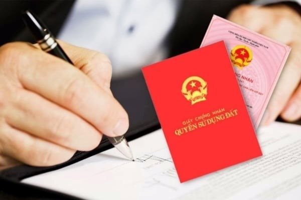 Tin vui: Mua đất không có giấy tờ trước ngày 1/7/2014 bằng giấy viết tay vẫn được cấp sổ đỏ, người dân cần nắm rõ để hưởng quyền lợi- Ảnh 1. Tin vui: Mua đất không có giấy tờ trước ngày 1/7/2014 bằng giấy viết tay vẫn được cấp sổ đỏ, người dân cần nắm rõ để hưởng quyền lợi- Ảnh 1.