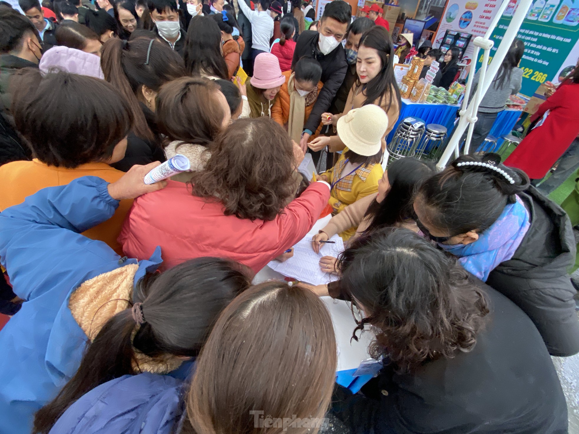 Hơn 40.000 việc làm giữ chân lao động Nghệ An 'bất ly hương'- Ảnh 15.