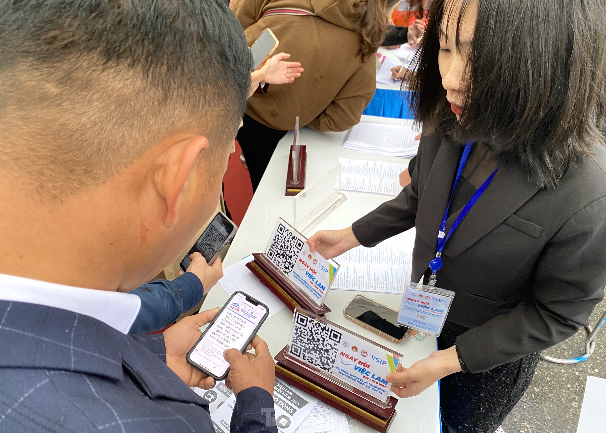 Hơn 40.000 việc làm giữ chân lao động Nghệ An 'bất ly hương'- Ảnh 11.