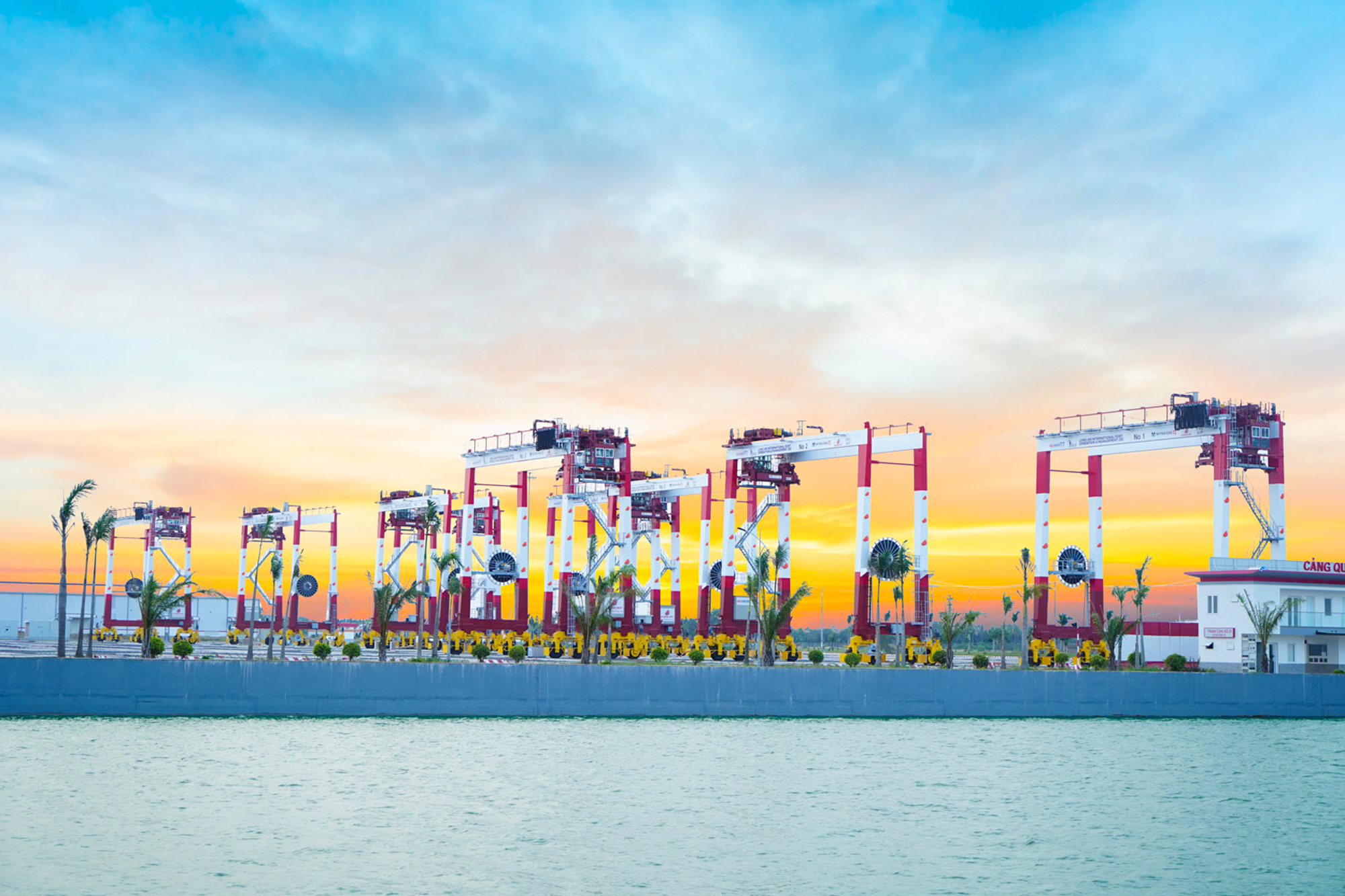 Toàn cảnh cảng quốc tế trị giá 10.000 tỷ, sở hữu nhiều kỷ lục Việt Nam tại Long An- Ảnh 9.