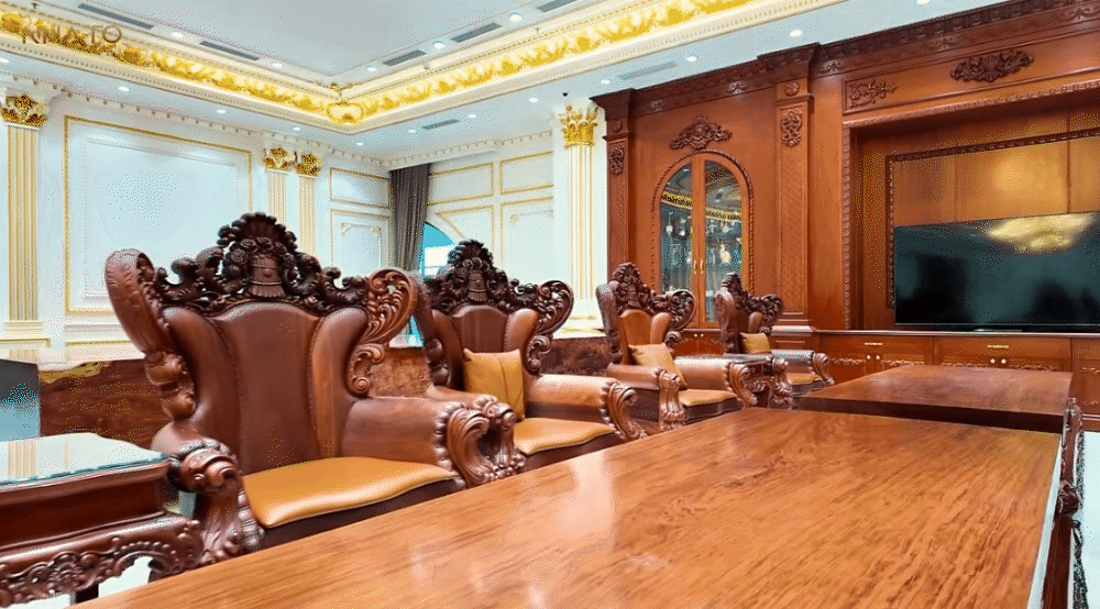 Bên trong dinh thự 2.800m2 nổi tiếng ở Phú Thọ: Gia chủ như sống trên Bên trong dinh thự 2.800m2 nổi tiếng ở Phú Thọ: Gia chủ như sống trên