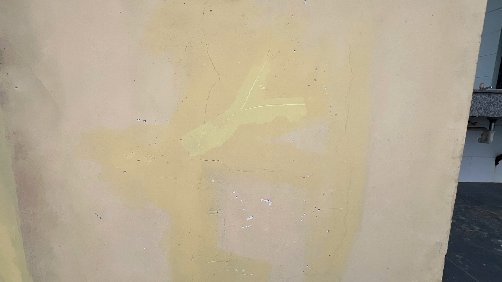 Hết thời hạn cam kết sửa chữa hư hỏng, cảng cá 220 tỉ hiện ra sao?- Ảnh 9. Hết thời hạn cam kết sửa chữa hư hỏng, cảng cá 220 tỉ hiện ra sao?- Ảnh 9.