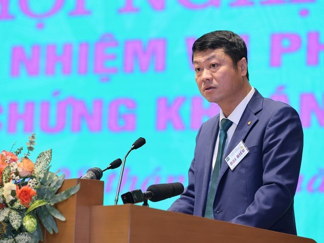 Lò đào tạo CEO: 10 Tổng giám đốc nhà băng Việt là cựu sinh viên NEU, tất cả CEO Vietcombank, VietinBank, BIDV,  AgriBank đều học trường này- Ảnh 5.