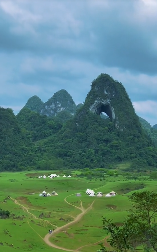Một nơi ở Cao Bằng khiến nghìn người xao xuyến chỉ với 1 clip ngắn, hóa ra từng xuất hiện trong Một nơi ở Cao Bằng khiến nghìn người xao xuyến chỉ với 1 clip ngắn, hóa ra từng xuất hiện trong