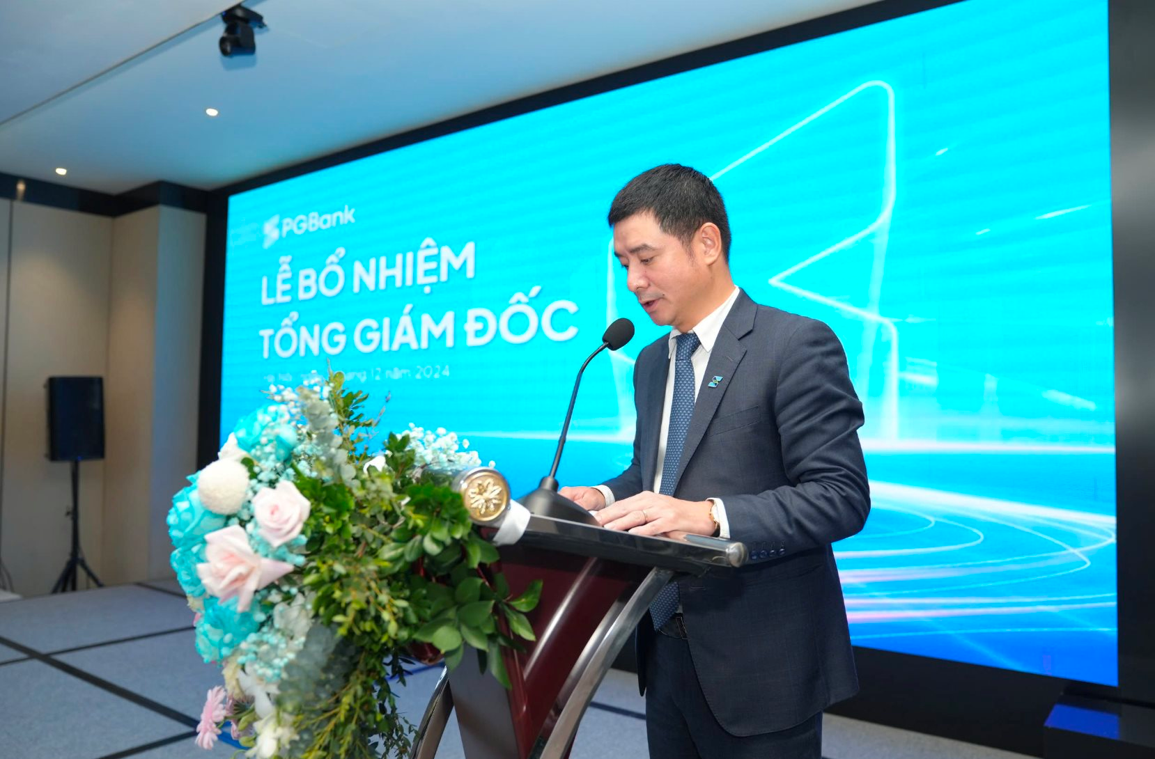 Lò đào tạo CEO: 10 Tổng giám đốc nhà băng Việt là cựu sinh viên NEU, tất cả CEO Vietcombank, VietinBank, BIDV,  AgriBank đều học trường này- Ảnh 9.