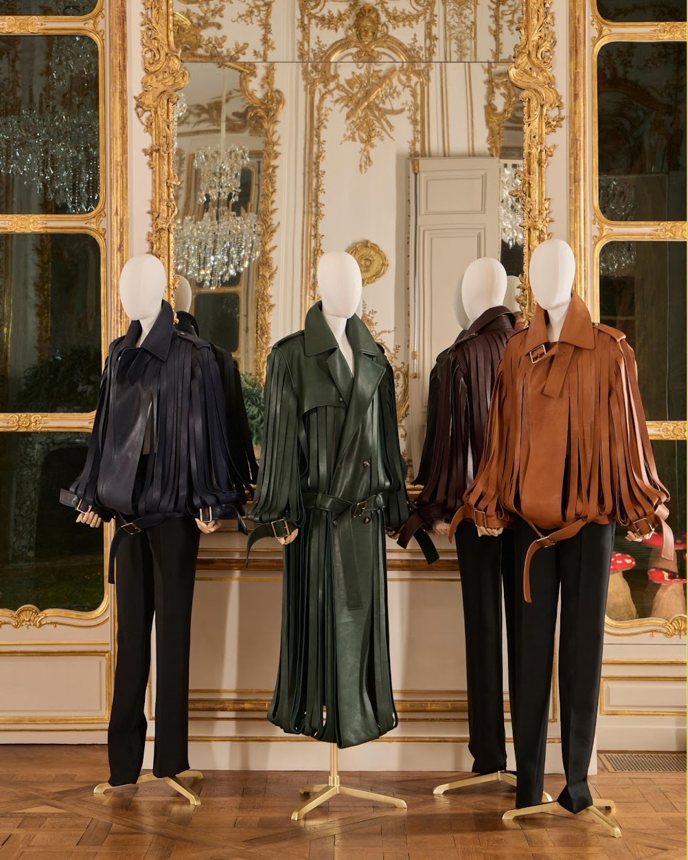 LOEWE biến không gian lịch sử Hôtel de Maisons tại Paris thành một triển lãm thời trang sống động, dàn đại sứ toàn ‘đỉnh lưu’- Ảnh 11.