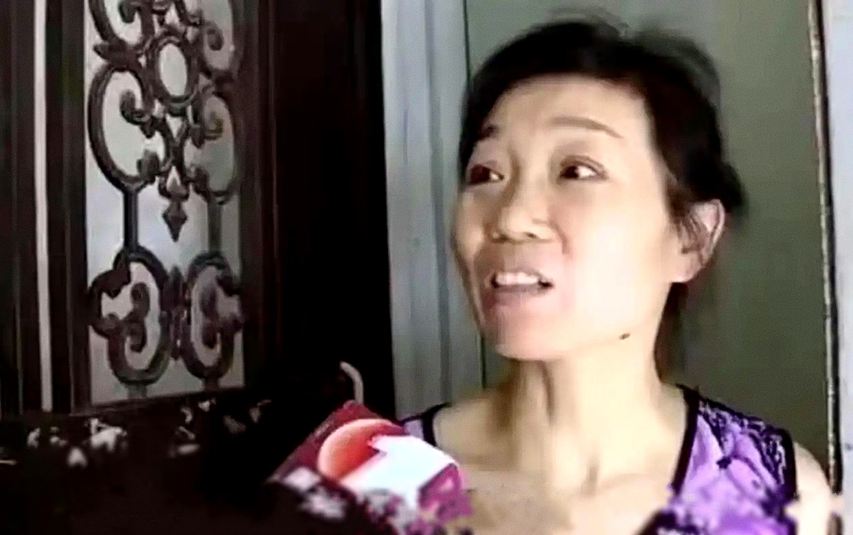 Người phụ nữ mua nhà 1 tỷ đồng, 28 năm sau chuẩn bị bán với giá 21 tỷ đồng thì phát hiện người lạ sống trong nhà, còn tuyên bố: "Tôi có giấy tờ hợp pháp"- Ảnh 1. Người phụ nữ mua nhà 1 tỷ đồng, 28 năm sau chuẩn bị bán với giá 21 tỷ đồng thì phát hiện người lạ sống trong nhà, còn tuyên bố: "Tôi có giấy tờ hợp pháp"- Ảnh 1.