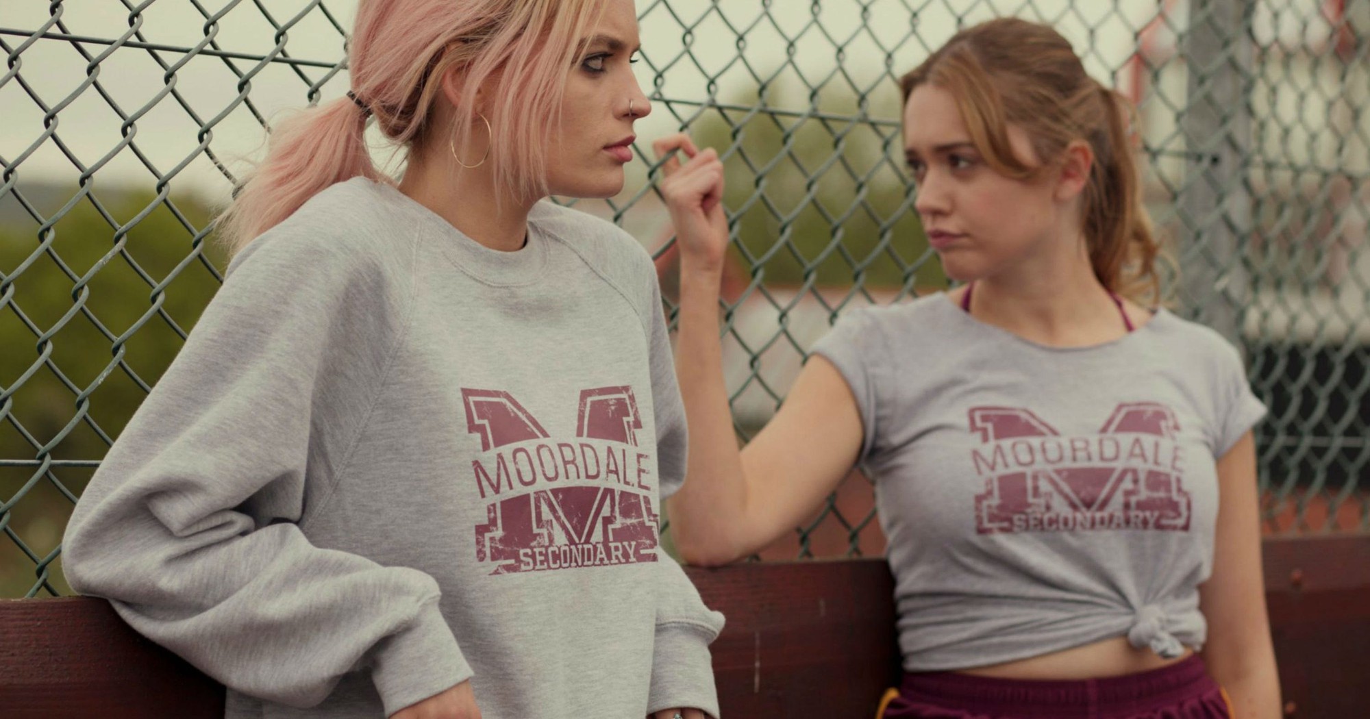 Sao phim "Sex Education" quyến rũ bậc nhất nhưng vẫn ghét cơ thể vì 1 lý do- Ảnh 2.