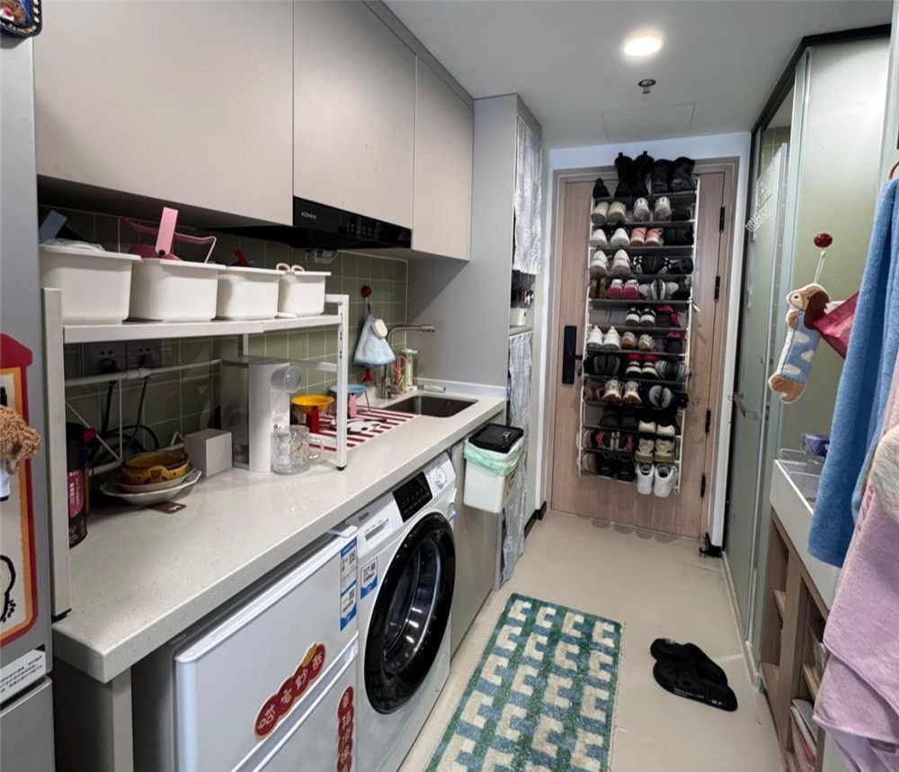 Cuộc sống bên trong phòng trọ 17m2 của một cô gái và 4 Cuộc sống bên trong phòng trọ 17m2 của một cô gái và 4