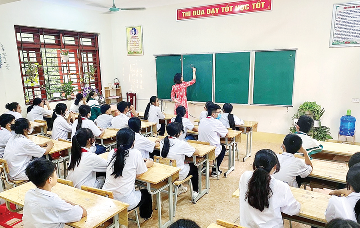 Giáo viên được phép dạy thêm 3 nhóm học sinh theo quy định mới nhất- Ảnh 1. Giáo viên được phép dạy thêm 3 nhóm học sinh theo quy định mới nhất- Ảnh 1.