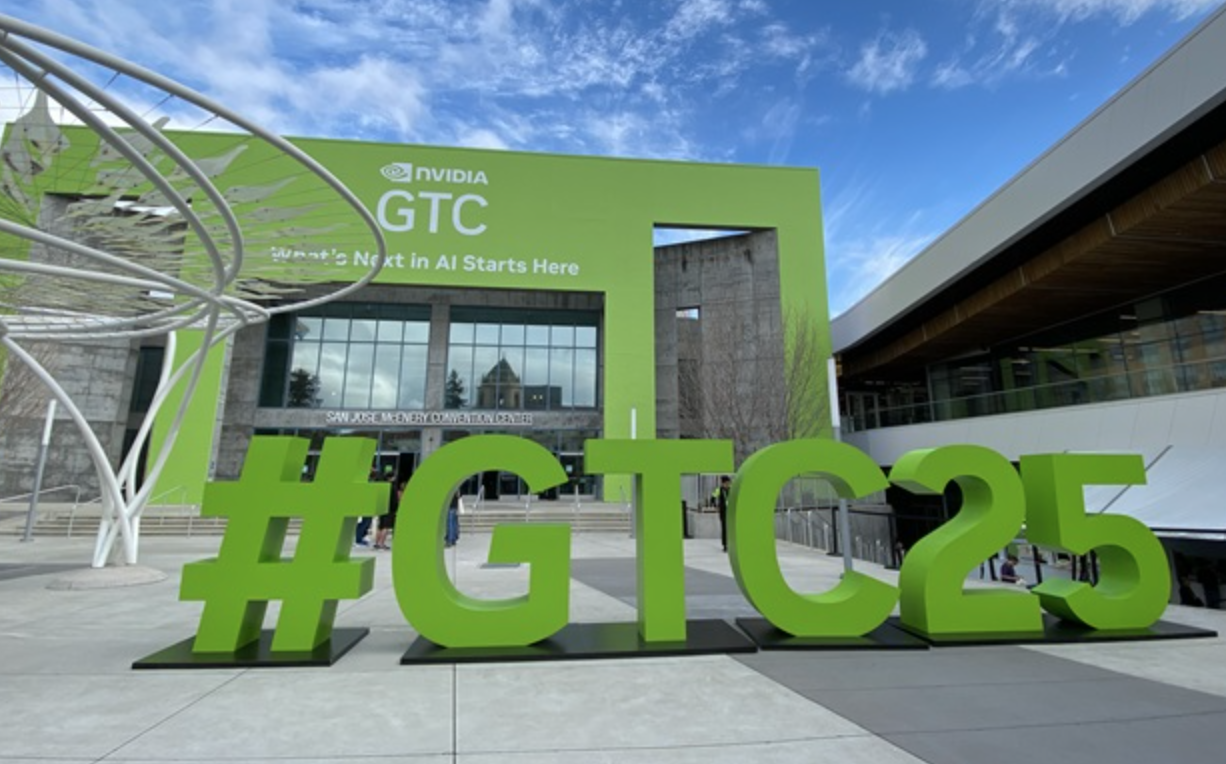 Siêu sự kiện GTC của Nvidia: Ra mắt thế hệ chip mới ưu việt, đến 2026 tiếp tục tung 'trùm cuối'- Ảnh 1. Siêu sự kiện GTC của Nvidia: Ra mắt thế hệ chip mới ưu việt, đến 2026 tiếp tục tung 'trùm cuối'- Ảnh 1.