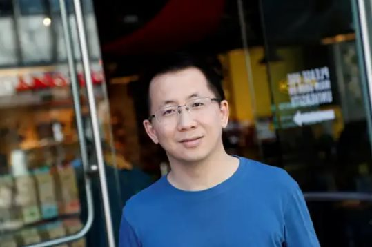 Cựu kỹ sư phần mềm 41 tuổi vượt mặt Jack Ma, khiến Mark Zuckerberg lo lắng: Sở hữu mạng xã hội 1,1 tỷ người dùng, tài sản tăng từ 4 tỷ USD lên 50 tỷ USD chỉ sau 10 năm- Ảnh 2.