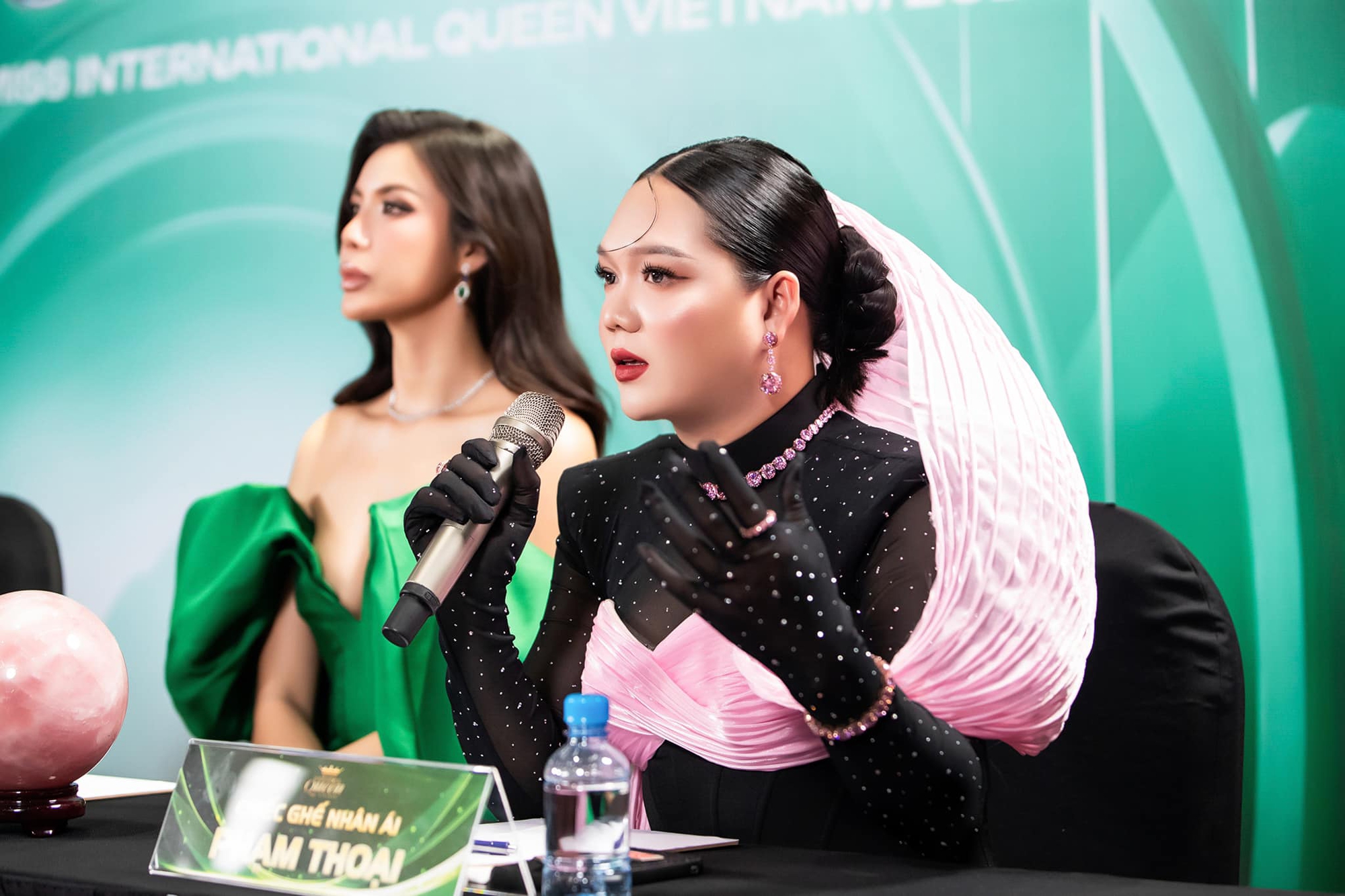 Hoãn lên sóng chương trình có Phạm Thoại?- Ảnh 2.