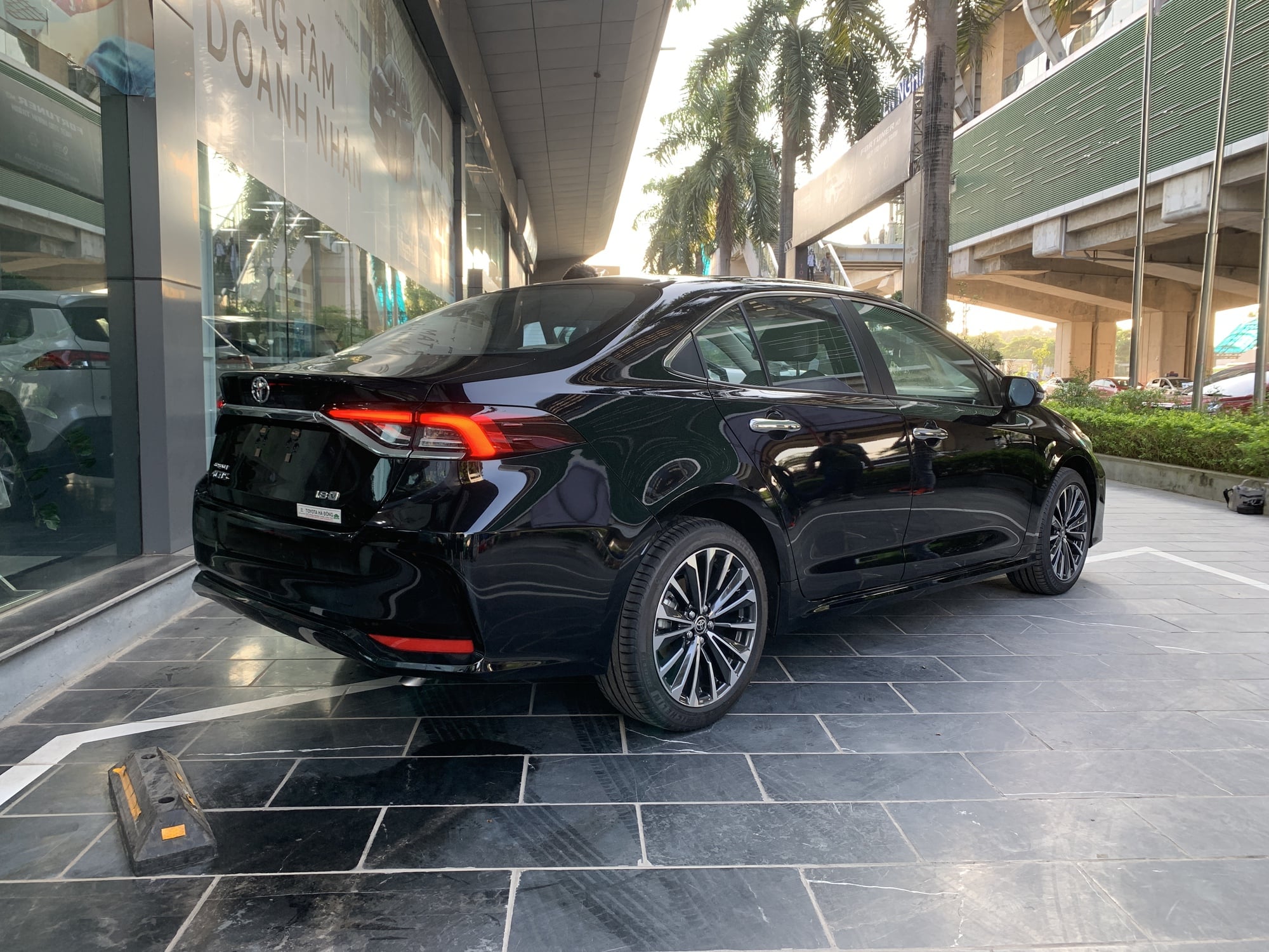 Vì sao Toyota Corolla Altis lao dốc: Từ vua doanh số thành xe ế- Ảnh 7. Vì sao Toyota Corolla Altis lao dốc: Từ vua doanh số thành xe ế- Ảnh 7.