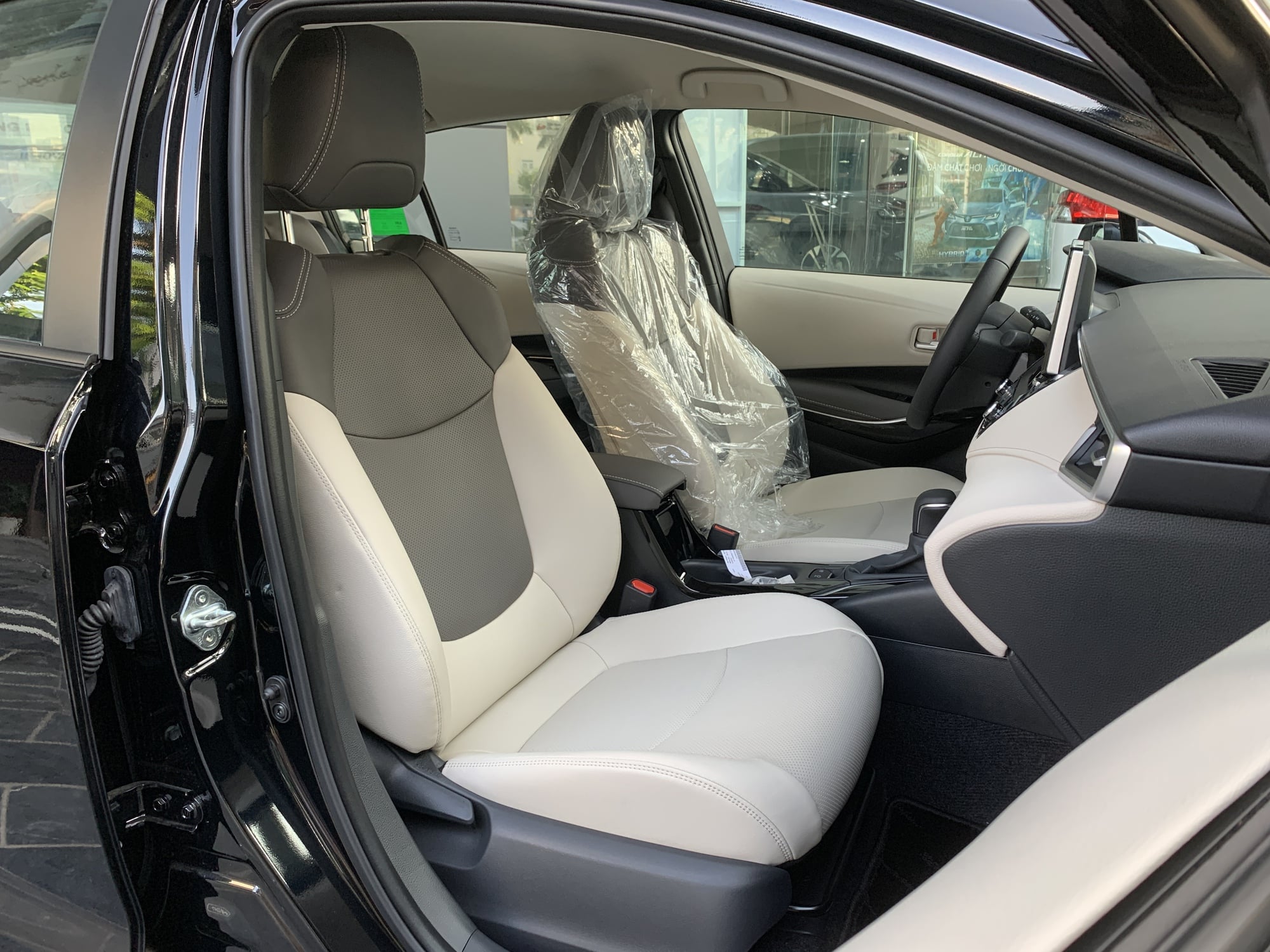 Vì sao Toyota Corolla Altis lao dốc: Từ vua doanh số thành xe ế- Ảnh 10. Vì sao Toyota Corolla Altis lao dốc: Từ vua doanh số thành xe ế- Ảnh 10.