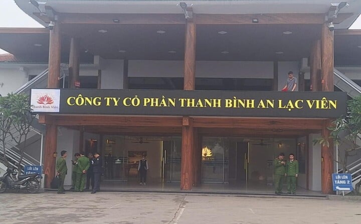 Công an điều tra phản ánh Thanh Bình An Lạc Viên bán hũ tro cốt giá cao- Ảnh 1.