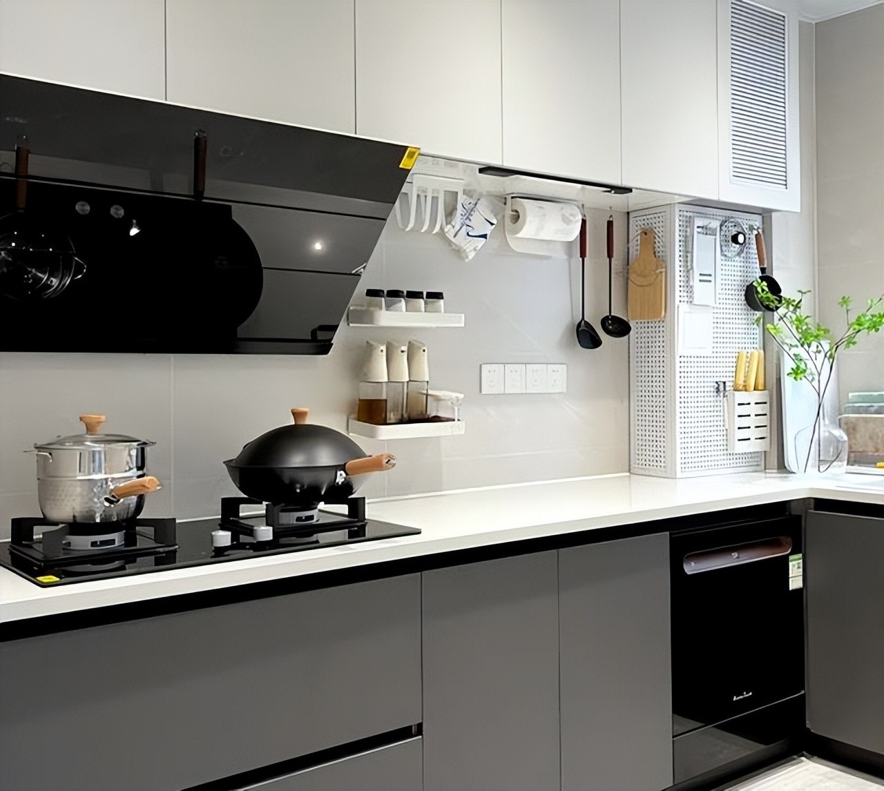 Từ ngày học cách sống tối giản, tôi thấy đời mình Từ ngày học cách sống tối giản, tôi thấy đời mình