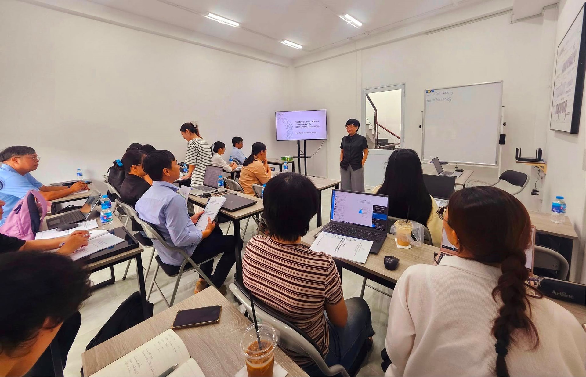 DN về giải trình tự gen được SoftBank đầu tư gần 1 tỷ USD - PacBio đến Việt Nam bán hàng: Rào cản lớn nhất là vấn đề giá cả- Ảnh 7.