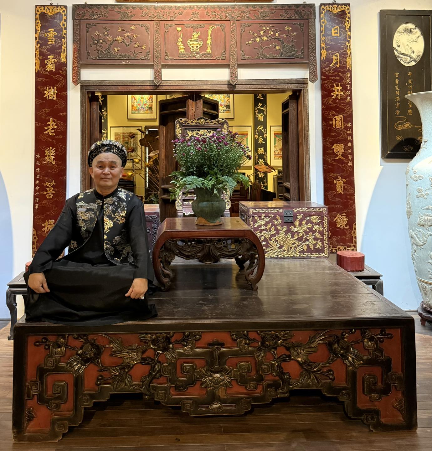 Người đàn ông U70 cưới vợ "tiểu thư" phố cổ Hà Nội: Đưa tiền bằng 2 tay, chưa dám làm một điều 30 năm- Ảnh 7. Người đàn ông U70 cưới vợ "tiểu thư" phố cổ Hà Nội: Đưa tiền bằng 2 tay, chưa dám làm một điều 30 năm- Ảnh 7.