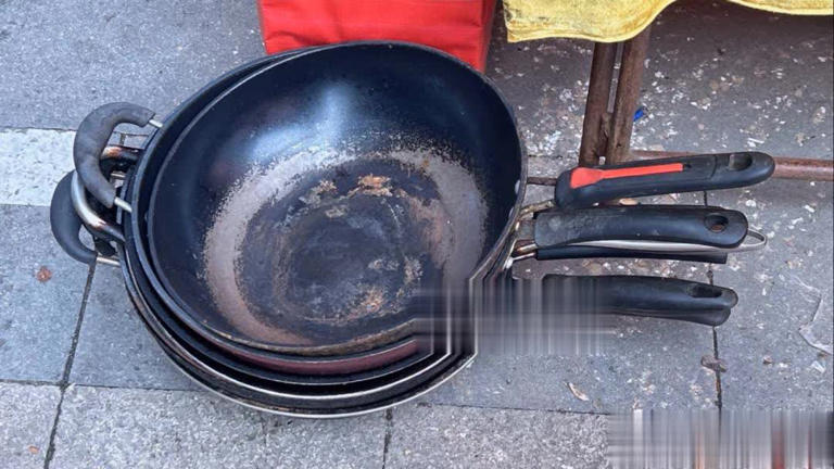 3 loại đồ cũ không nên giữ lại dù có nghèo đến đâu, dọn sạch chúng trước khi sức khỏe ngày càng xuống cấp- Ảnh 2. 3 loại đồ cũ không nên giữ lại dù có nghèo đến đâu, dọn sạch chúng trước khi sức khỏe ngày càng xuống cấp- Ảnh 2.