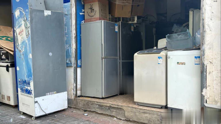 3 loại đồ cũ không nên giữ lại dù có nghèo đến đâu, dọn sạch chúng trước khi sức khỏe ngày càng xuống cấp- Ảnh 3. 3 loại đồ cũ không nên giữ lại dù có nghèo đến đâu, dọn sạch chúng trước khi sức khỏe ngày càng xuống cấp- Ảnh 3.