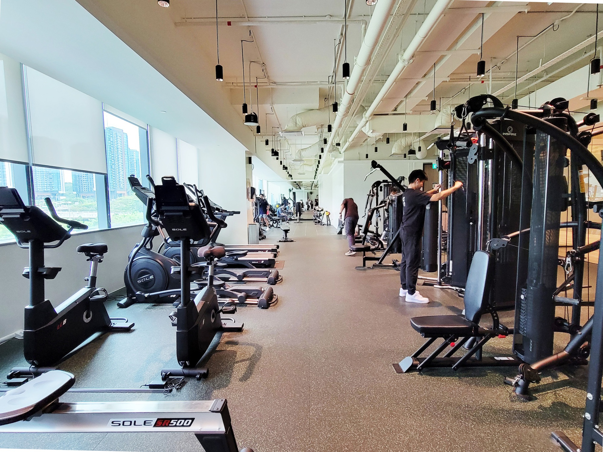 Bên trong trụ sở chính của Grab tại Singapore: Bố trí từ phòng gym, phòng karaoke đến 