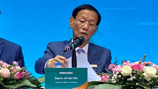 Lý do các ngân hàng tính chuyện cắt giảm nhân sự- Ảnh 1. Lý do các ngân hàng tính chuyện cắt giảm nhân sự- Ảnh 1.
