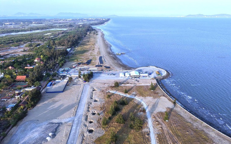 Hình hài siêu đô thị của Vingroup: Kết nối đường sắt đô thị tốc độ 250km/h, loạt công trình chưa từng có- Ảnh 1.