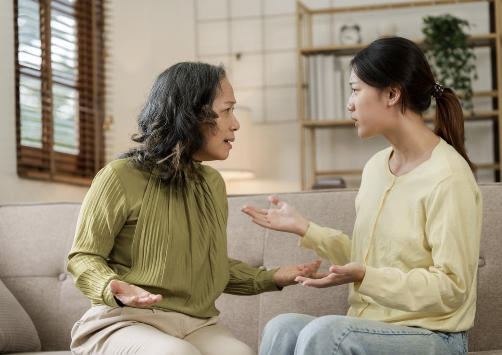Bị mẹ chồng ghét bỏ suốt 10 năm, ngày bà mất, con dâu được thừa kế 4 tỷ và 1 căn nhà: "Ta đã hiểu lầm con"- Ảnh 1. Bị mẹ chồng ghét bỏ suốt 10 năm, ngày bà mất, con dâu được thừa kế 4 tỷ và 1 căn nhà: "Ta đã hiểu lầm con"- Ảnh 1.