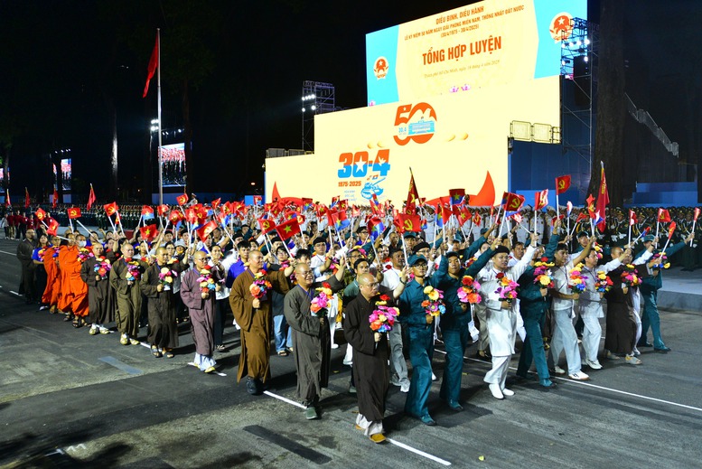 Sôi sục không khí chuẩn bị lễ diễu binh, diễu hành lịch sử 50 năm mới có một lần: 100 triệu dân mong chờ- Ảnh 13.