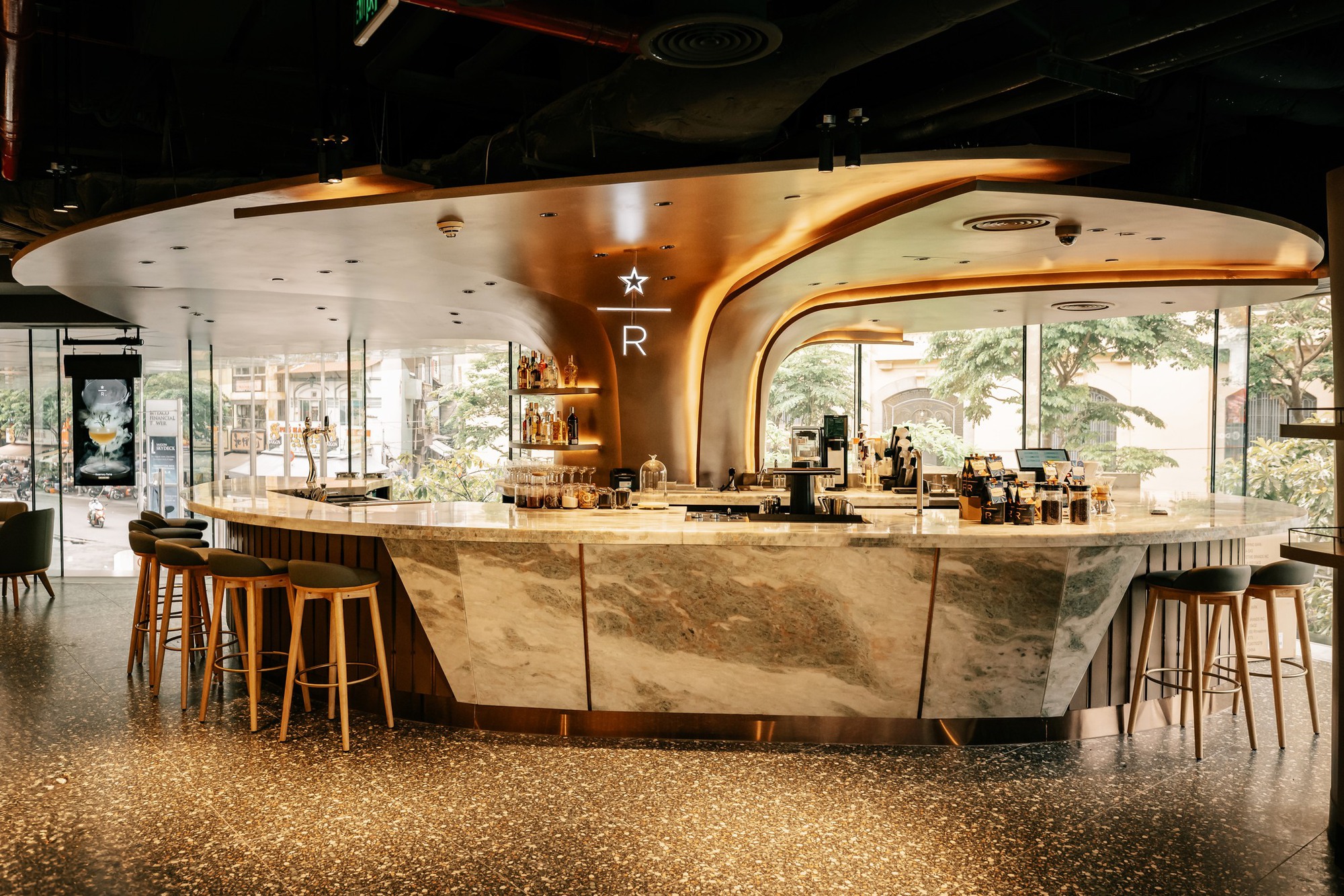 Chiến lược khác biệt của Starbucks Vietnam năm 2025 – định vị trải nghiệm cà phê qua mô hình Reserve- Ảnh 1. Chiến lược khác biệt của Starbucks Vietnam năm 2025 – định vị trải nghiệm cà phê qua mô hình Reserve- Ảnh 1.