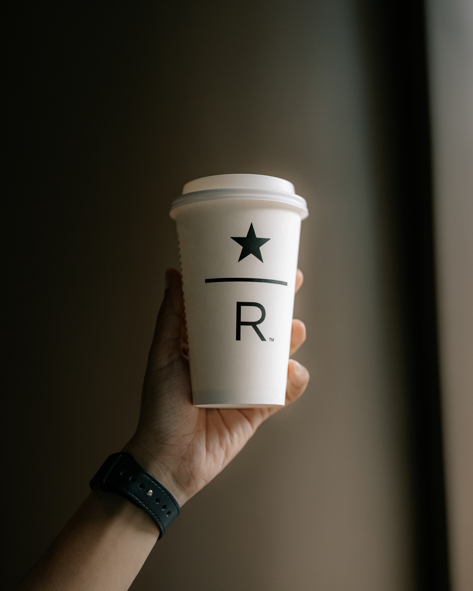 Chiến lược khác biệt của Starbucks Vietnam năm 2025 – định vị trải nghiệm cà phê qua mô hình Reserve- Ảnh 2. Chiến lược khác biệt của Starbucks Vietnam năm 2025 – định vị trải nghiệm cà phê qua mô hình Reserve- Ảnh 2.