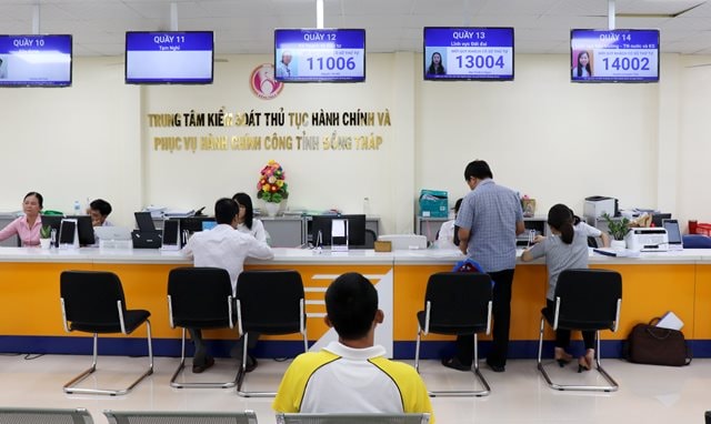 Đơn giản hoá thủ tục hành chính: Bước tiến mới cho người dân và doanh nghiệp- Ảnh 1. Đơn giản hoá thủ tục hành chính: Bước tiến mới cho người dân và doanh nghiệp- Ảnh 1.