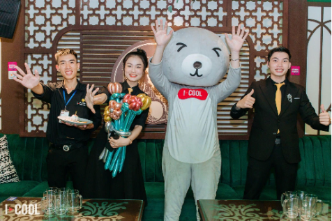 Thành công nhờ tư duy dịch vụ: Karaoke ICOOL đạt chuẩn phục vụ khách du lịch- Ảnh 3. Thành công nhờ tư duy dịch vụ: Karaoke ICOOL đạt chuẩn phục vụ khách du lịch- Ảnh 3.