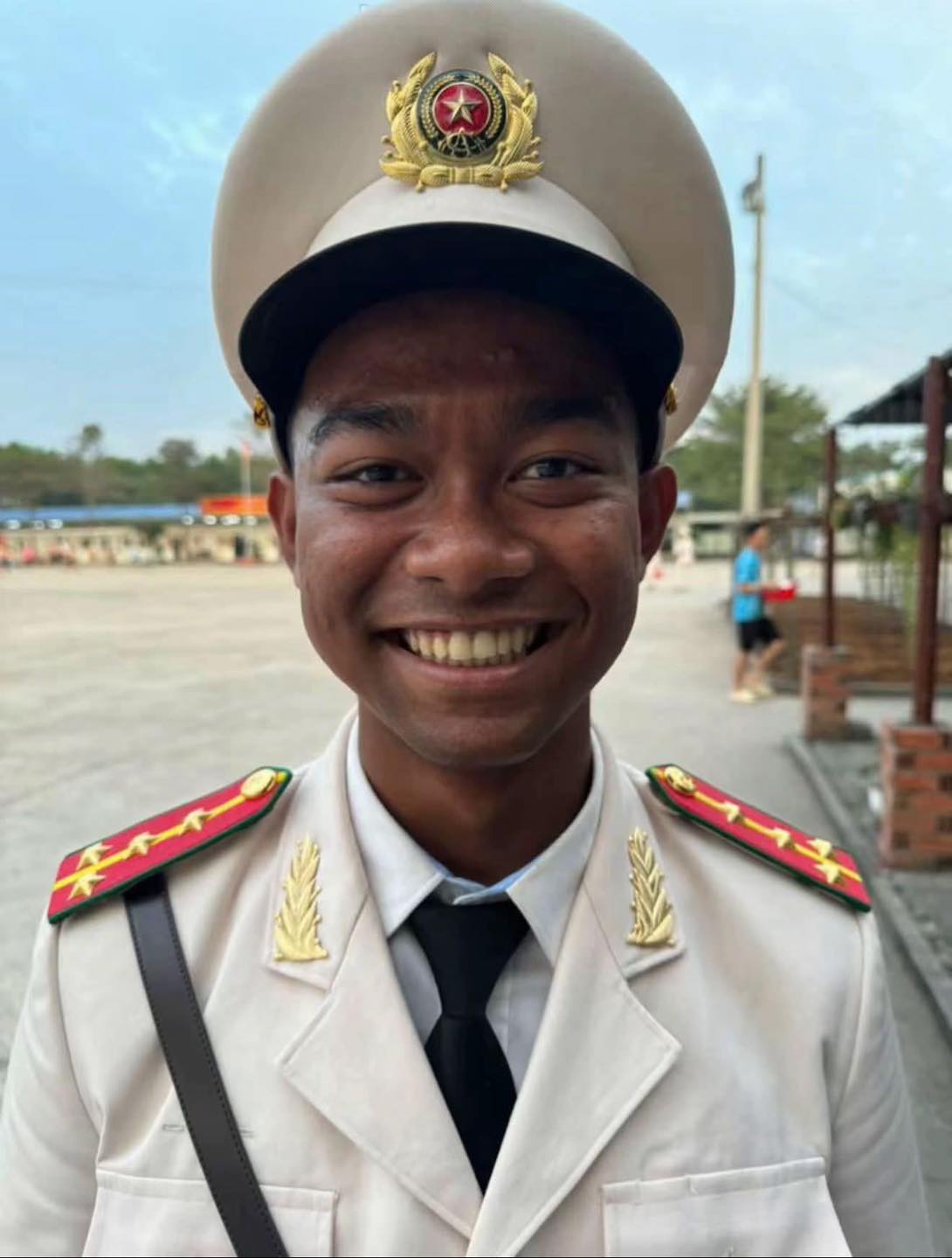 Gặp gỡ Rơ Lan Hưng - chiến sĩ có 