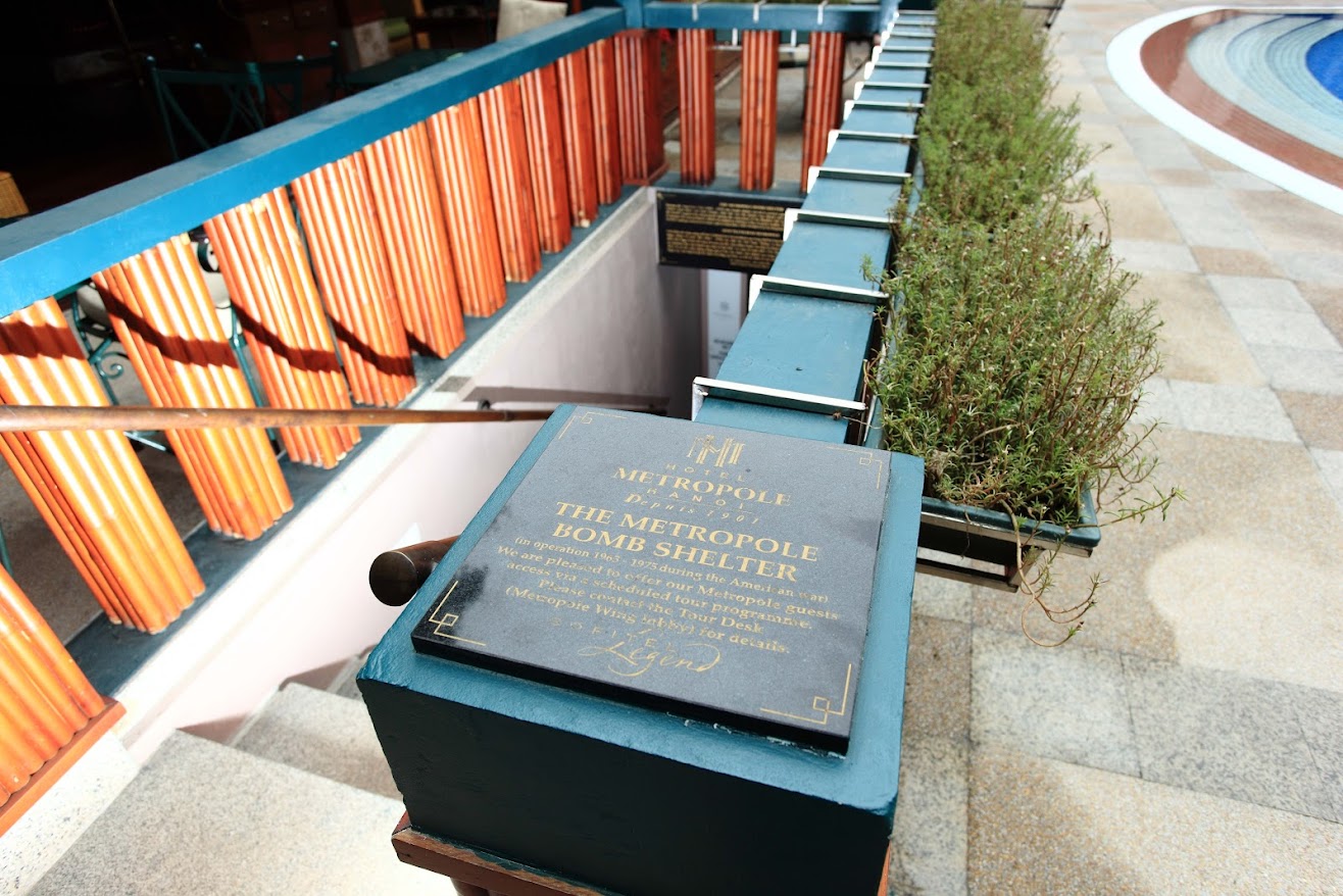 Cận cảnh căn hầm tránh bom bên trong khách sạn Metropole Hà Nội- Ảnh 2.