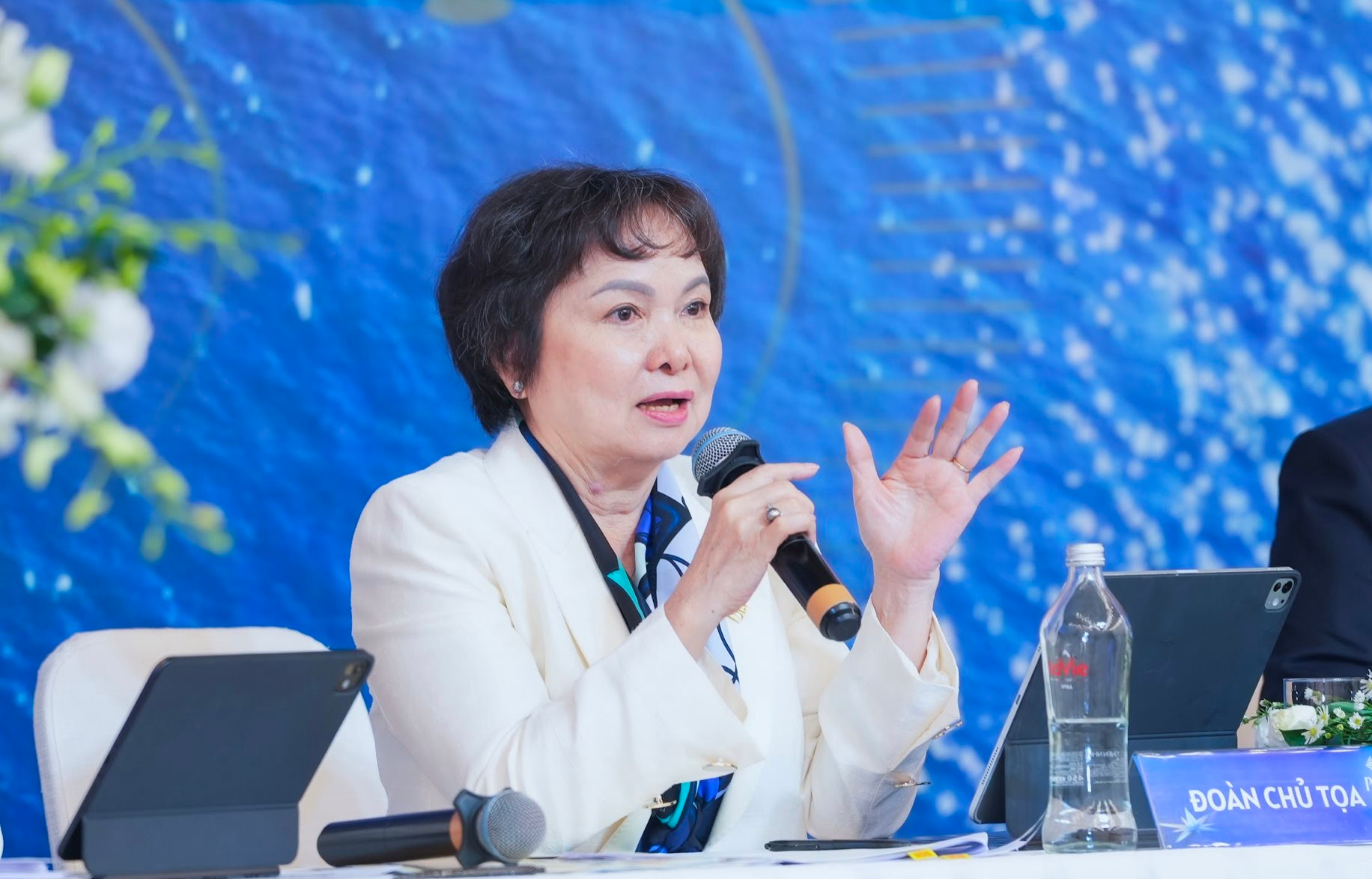 “Nỗi oan” của PNJ trong bão giá vàng- Ảnh 1. “Nỗi oan” của PNJ trong bão giá vàng- Ảnh 1.