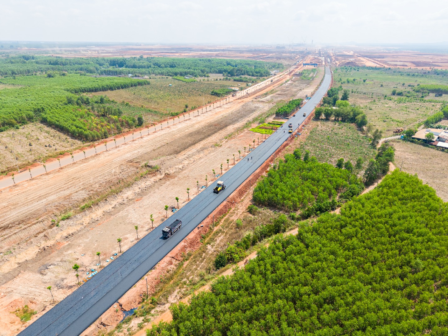 Ngắm tuyến đường hơn 2.600 tỷ, kết nối sân bay 16 tỷ USD sắp thông xe- Ảnh 5.