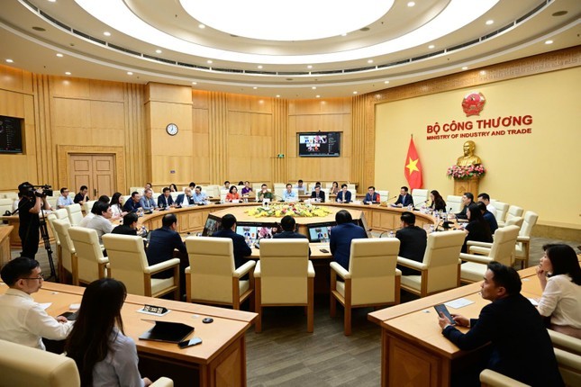 Tin vui về mức chi trả cho cán bộ thôi việc, nghỉ hưu trước tuổi- Ảnh 2. Tin vui về mức chi trả cho cán bộ thôi việc, nghỉ hưu trước tuổi- Ảnh 2.