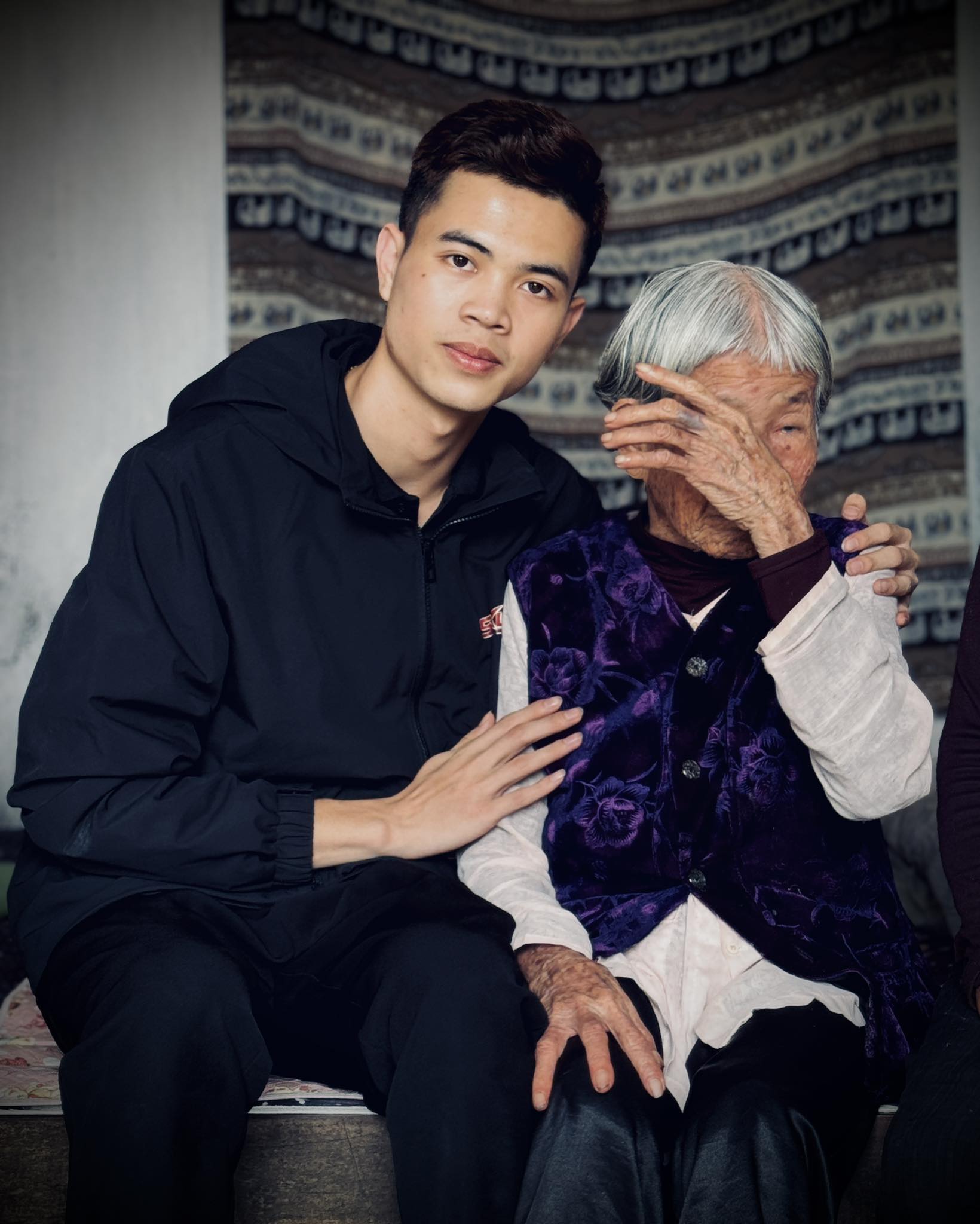 Chàng trai GenZ và hành trình phục dựng gần 7.000 di ảnh liệt sĩ: Vì mỗi bức ảnh là một linh hồn, một cuộc đời, một phần máu thịt của Tổ quốc- Ảnh 5.