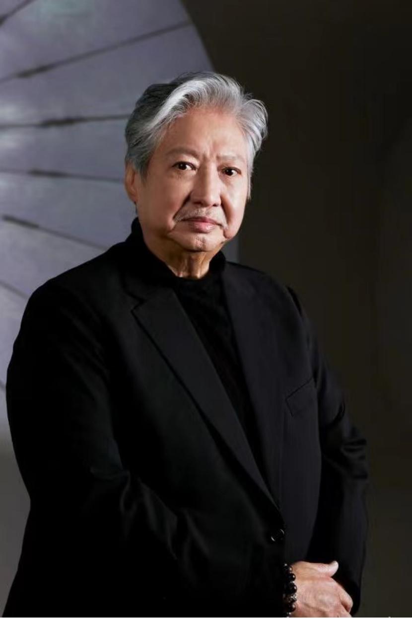 "Ông vua võ thuật" sở hữu khối tài sản kếch xù: Ăn mặc giản dị, ngồi xe lăn đi chợ tự tay mua thịt lợn- Ảnh 6.